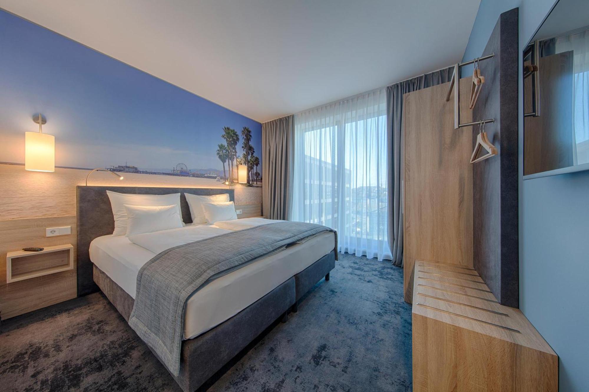Apartment One King Bed Kitchenette Roof Terrace