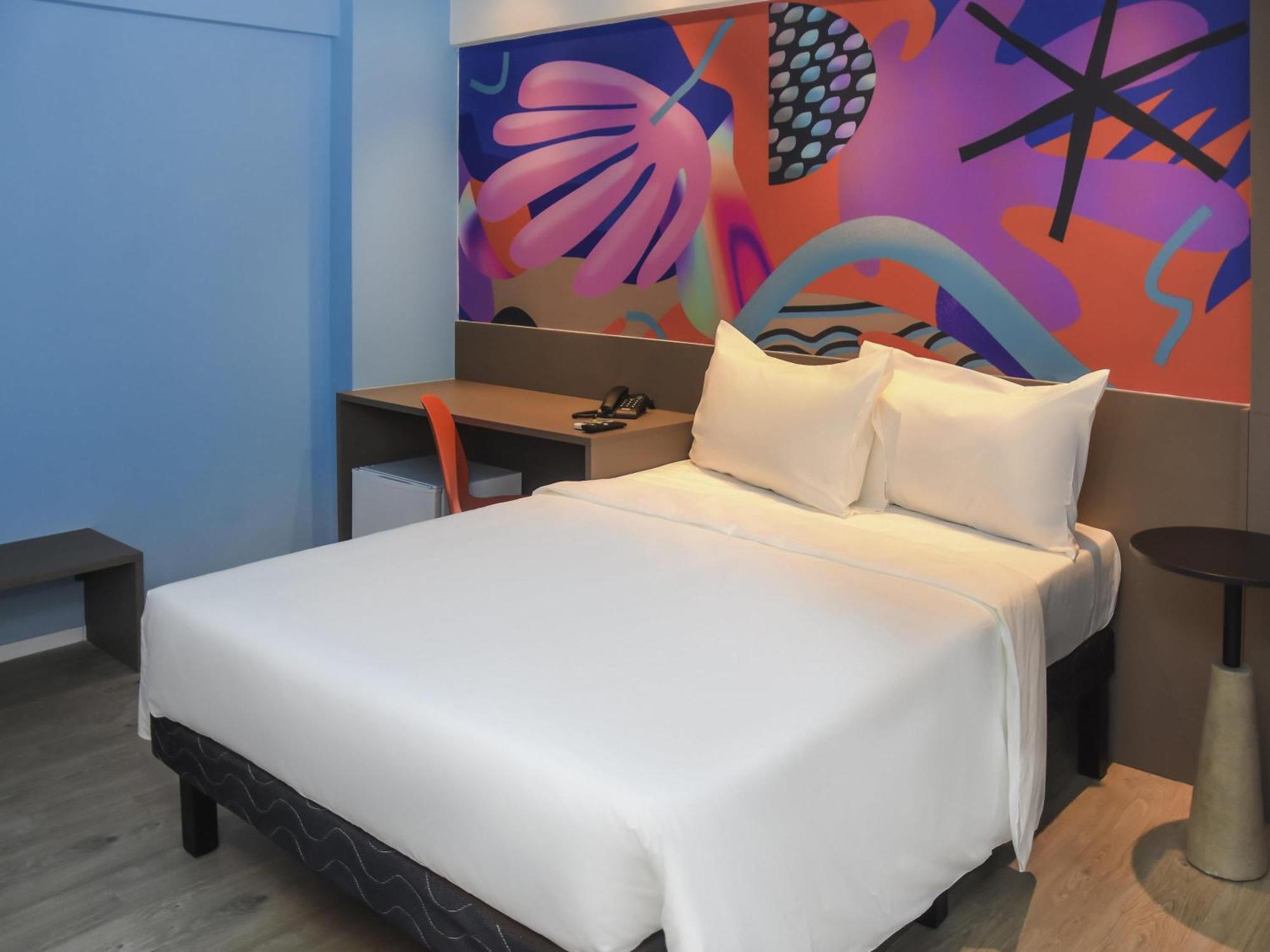 Standard Adapted Room double bed