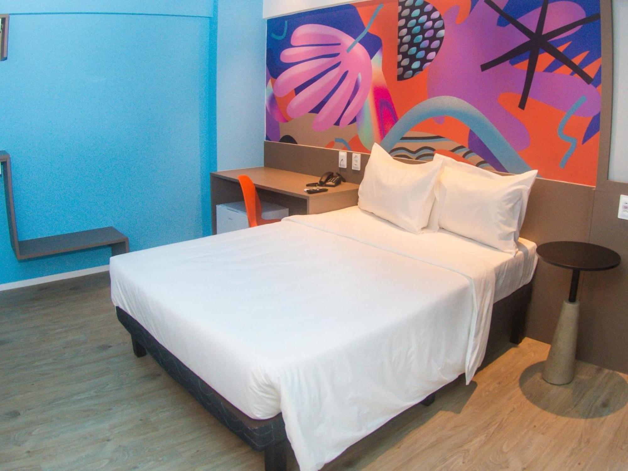 Standard Adapted Room double bed