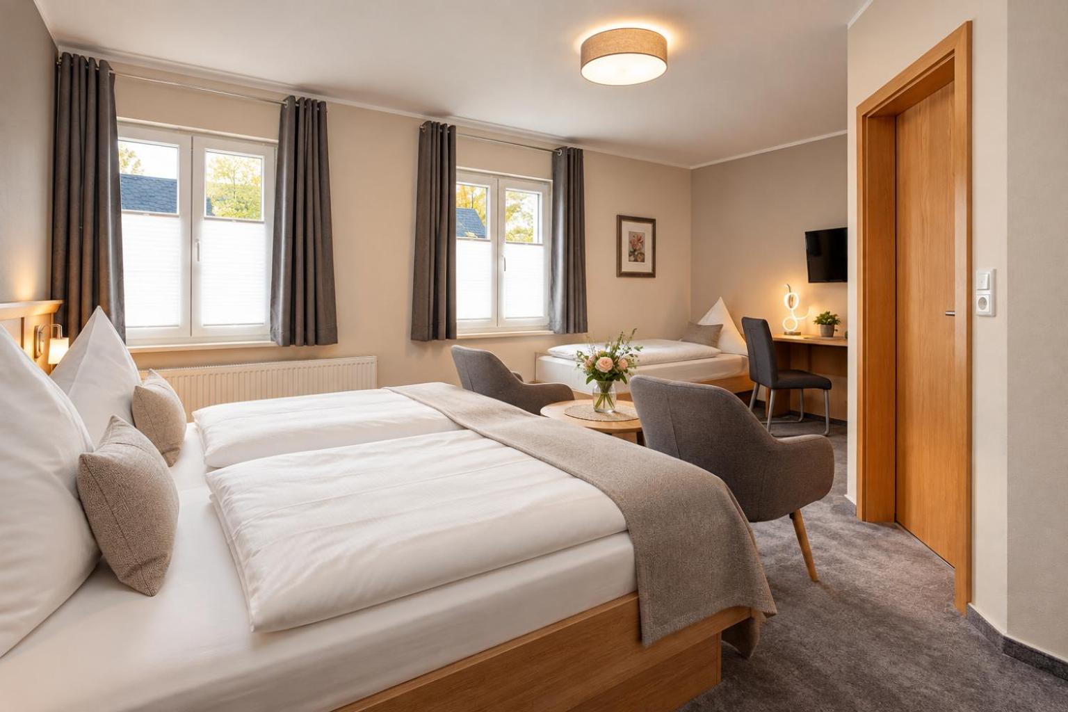 Comfort Triple Room