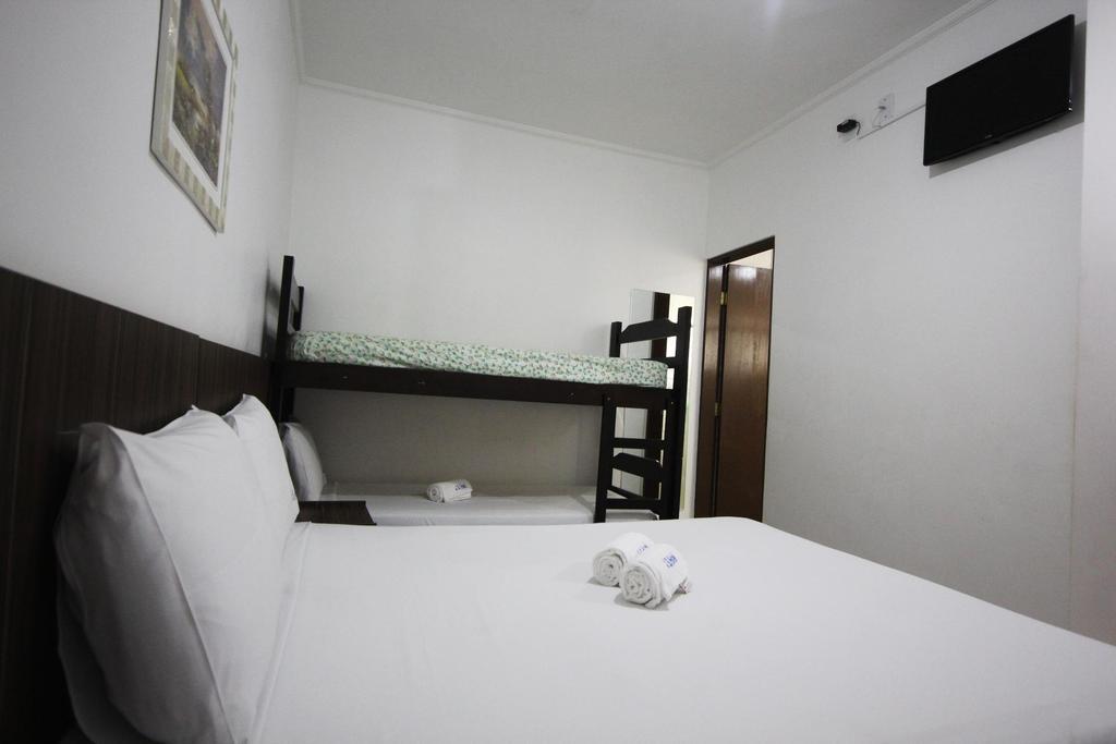 Quarto Quádruplo Standard