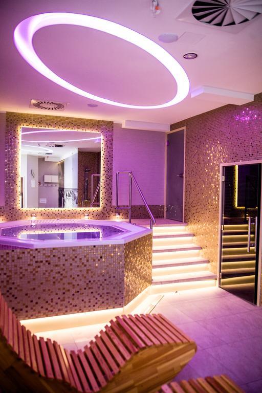 Deluxe Double Room Balcony