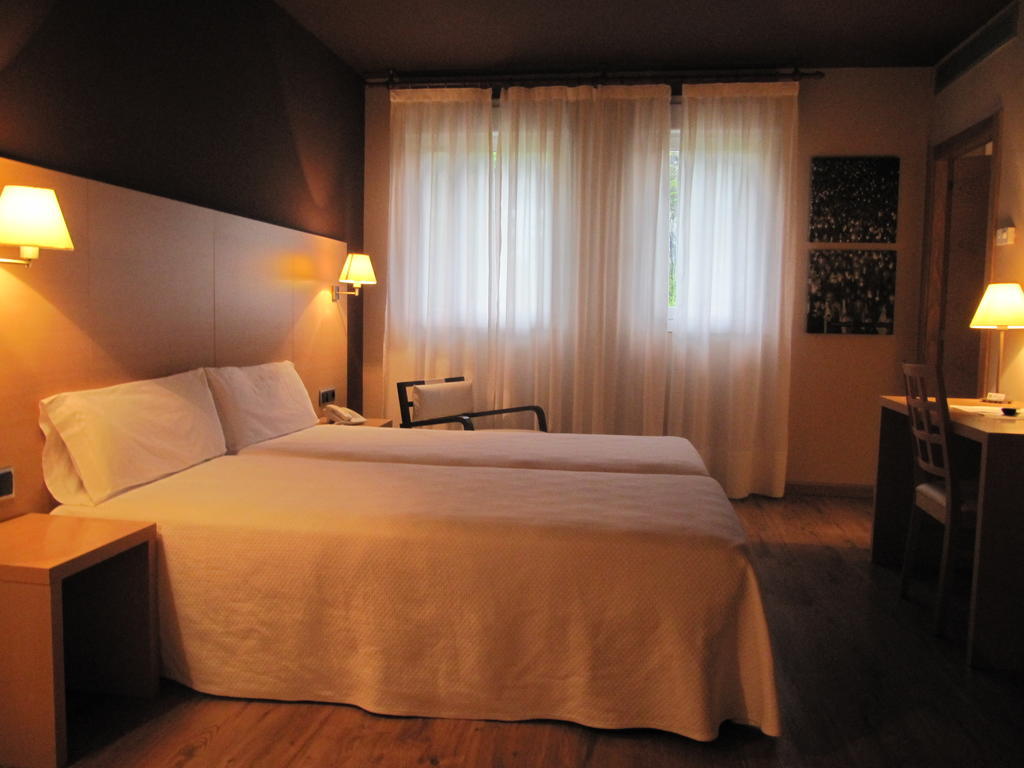 Double or Twin Room,190614223:JPEG