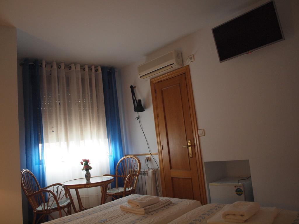 Twin Room,193373476:JPEG