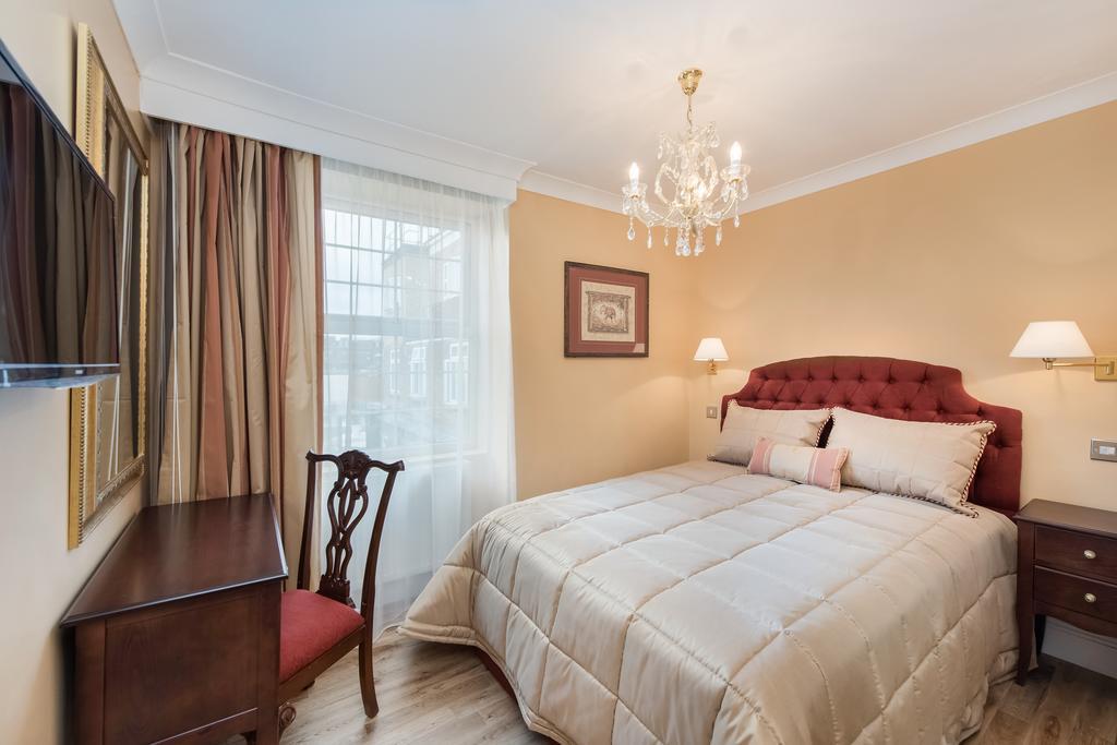 Deluxe Double Room with Shower