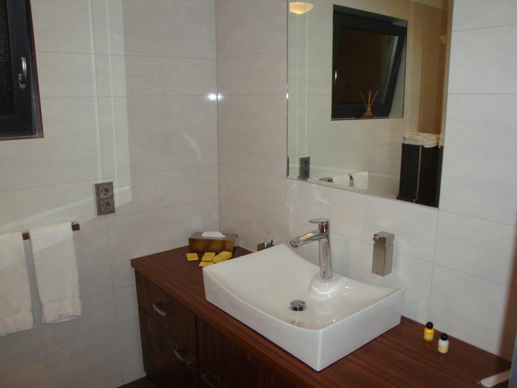 Standard Double Suite