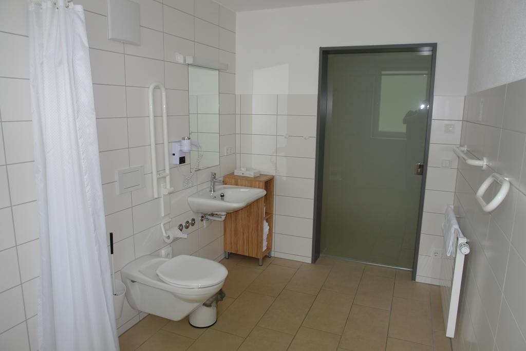 Comfort Double Room Lake View Disability Access