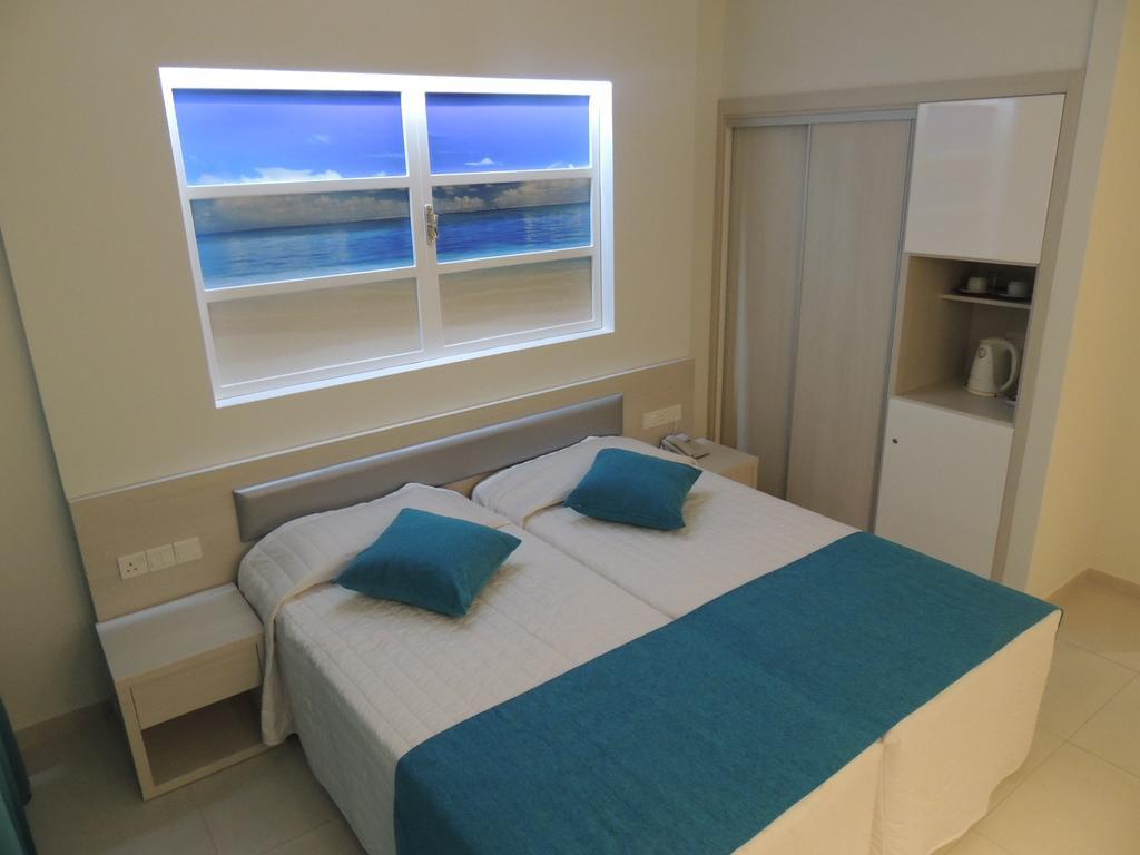 Twin Room with Balcony