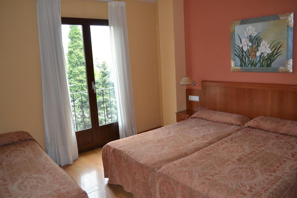 Triple Room Balcony