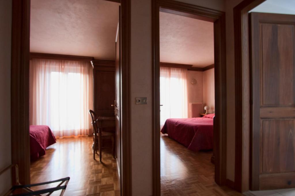 Two Adjacent Double or Twin Rooms,1588507831:JPEG