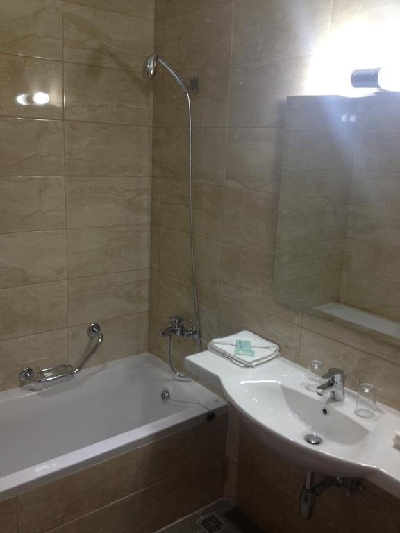 Double or Twin Room with Sea View