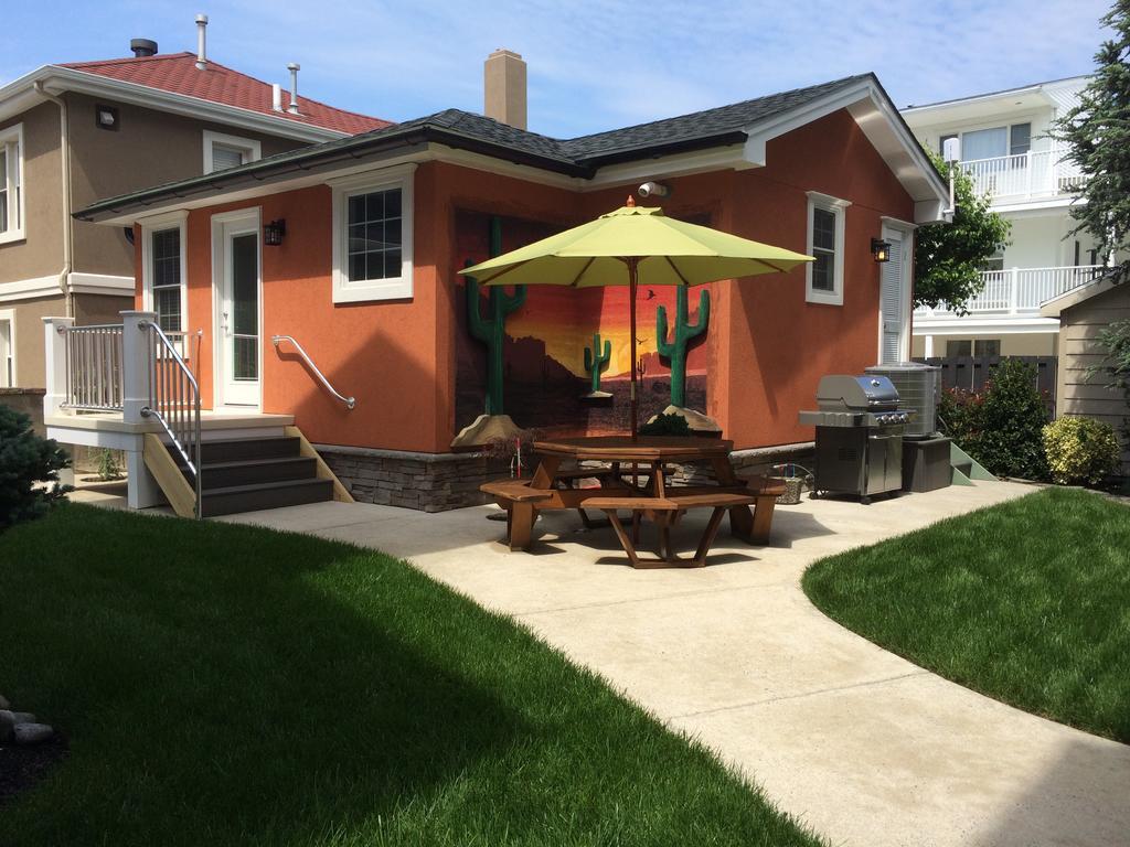 Deluxe Bungalow with Garden View