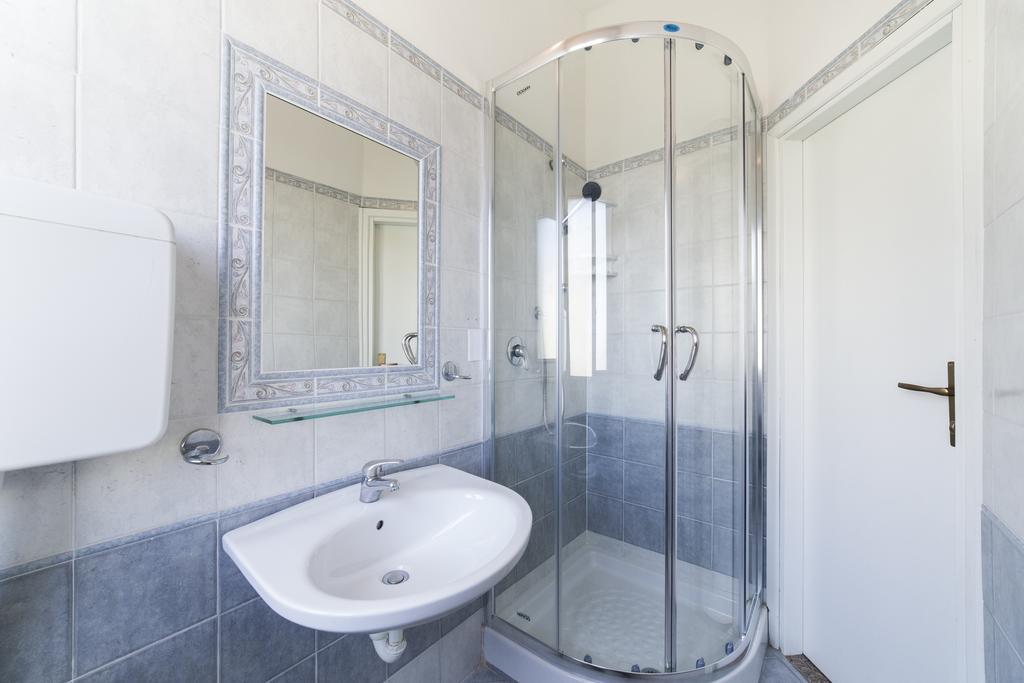 Triple Room,256495389:JPEG