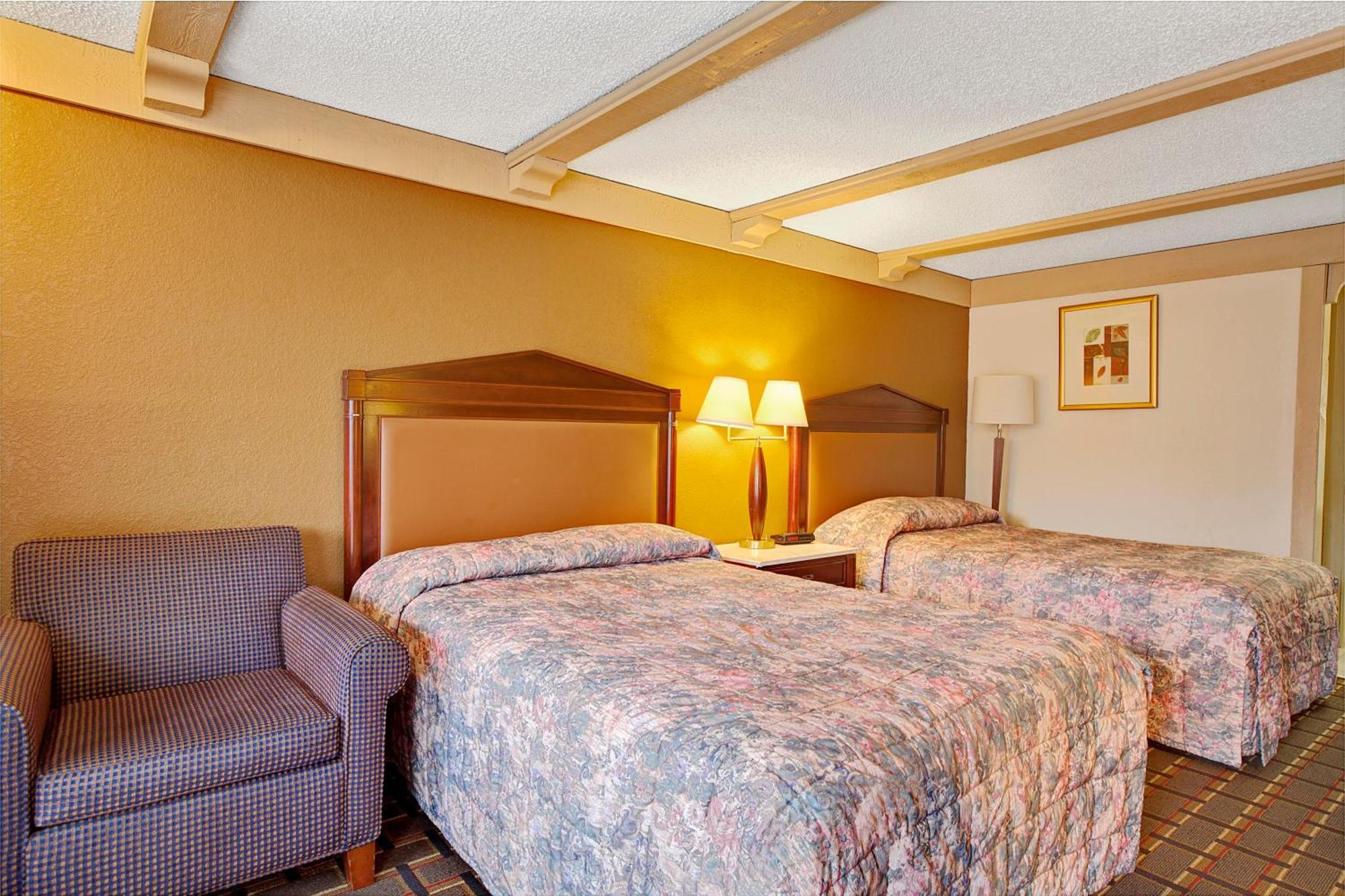 Double Room Two Double Beds Non-Smoking