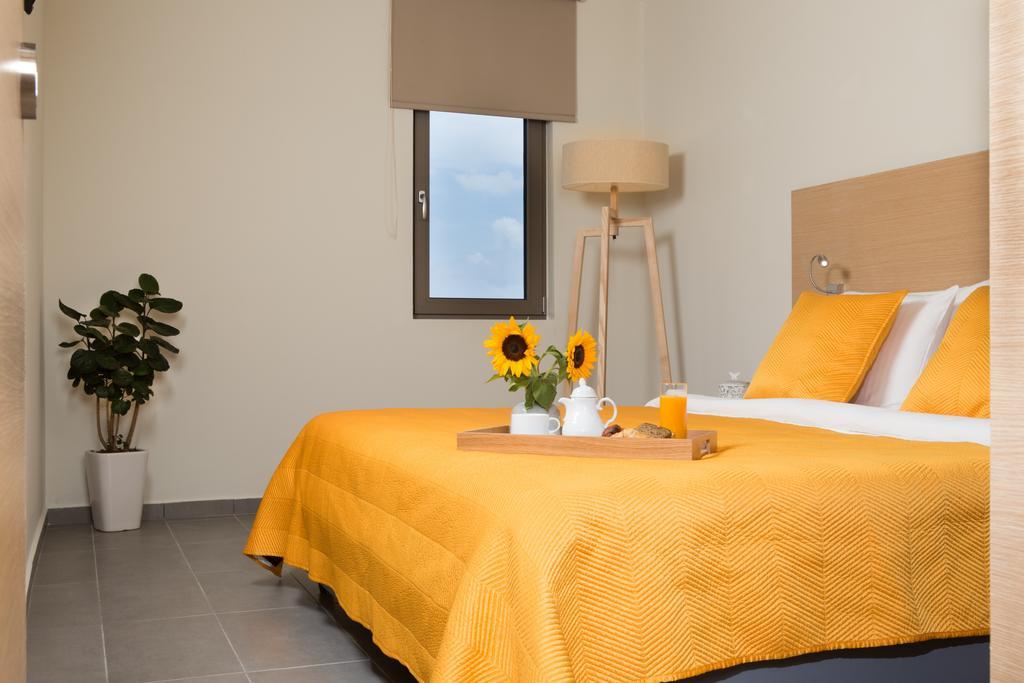Superior One-Bedroom Apartment