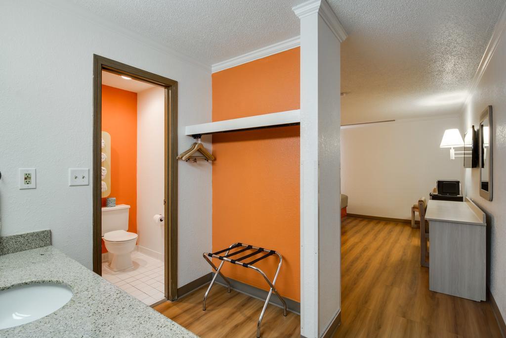 Quadruple Room Non-Smoking