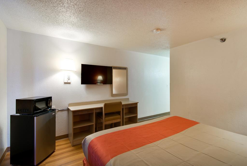 Quadruple Room Non-Smoking