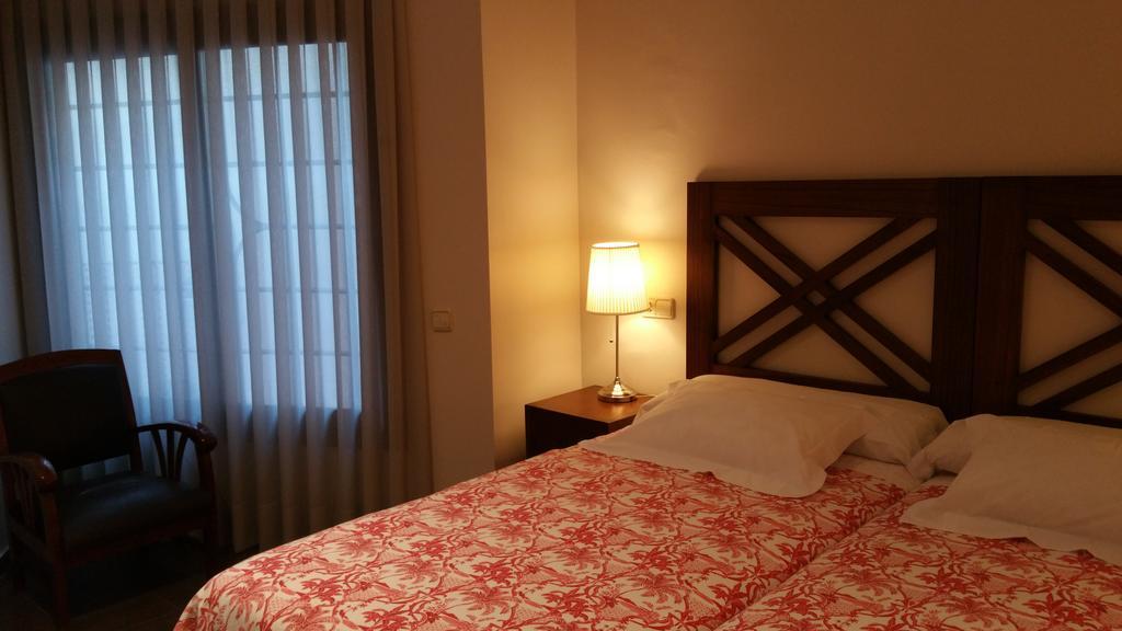 Twin Room interior,396550158:JPEG