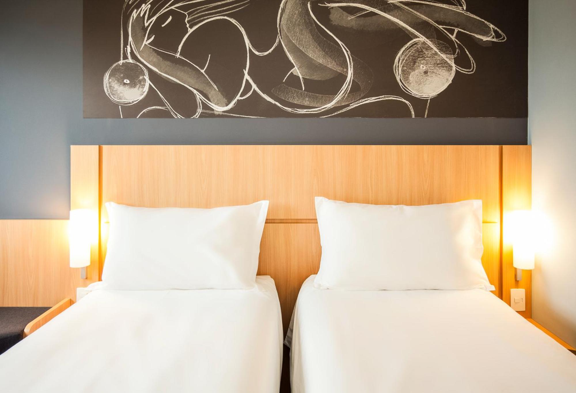 Standard Room 2 Single Beds