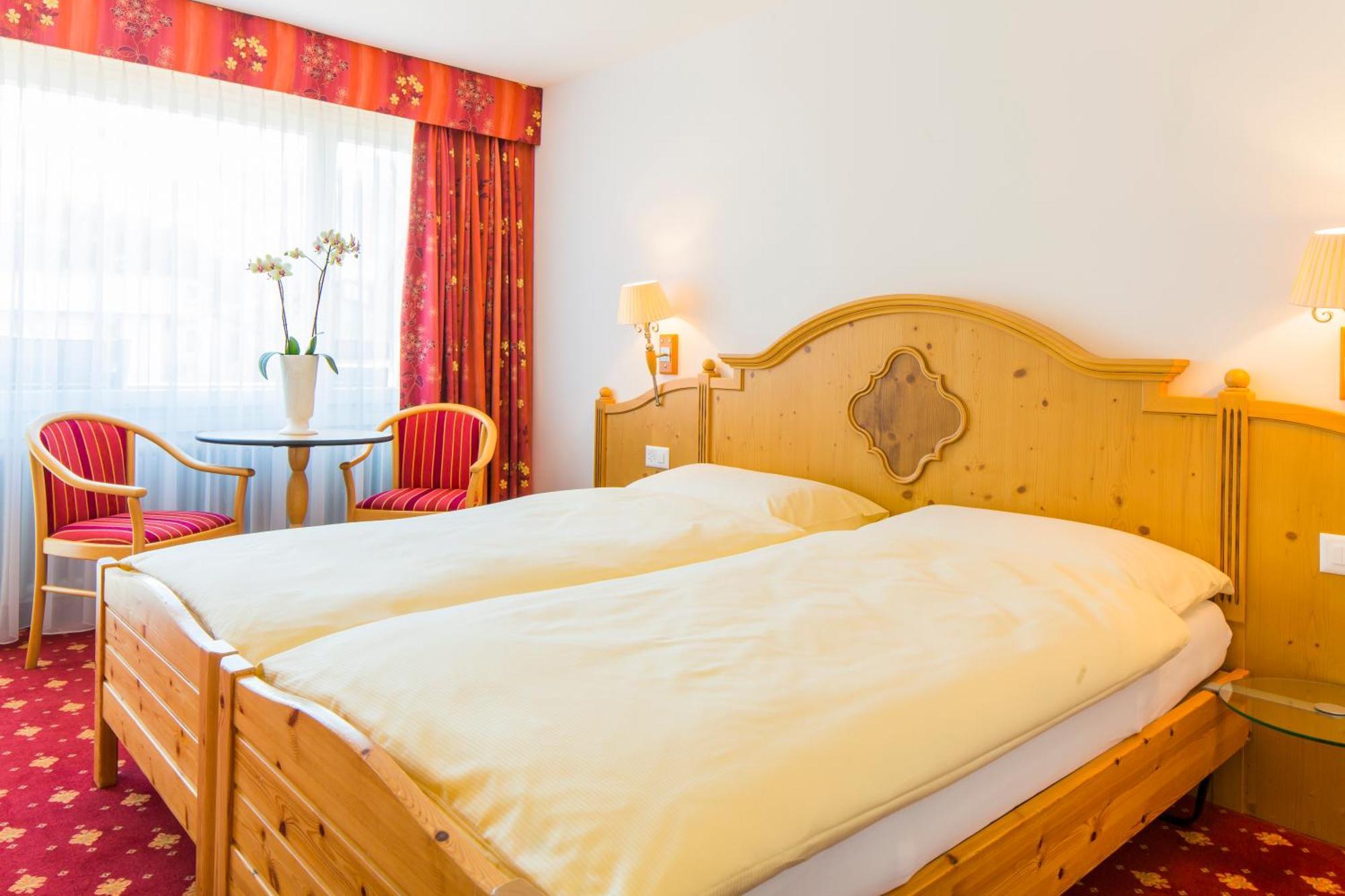 Double Room with Balcony and Matterhorn View