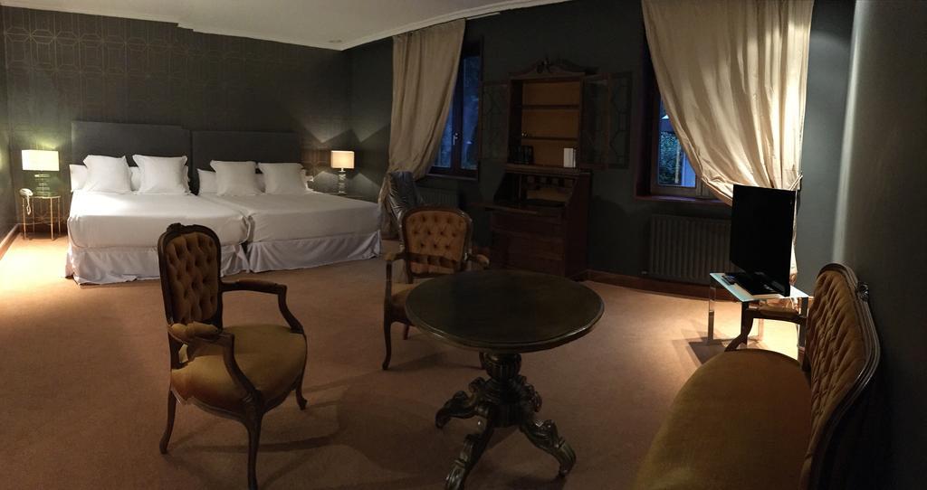 Suite,320063309:JPEG