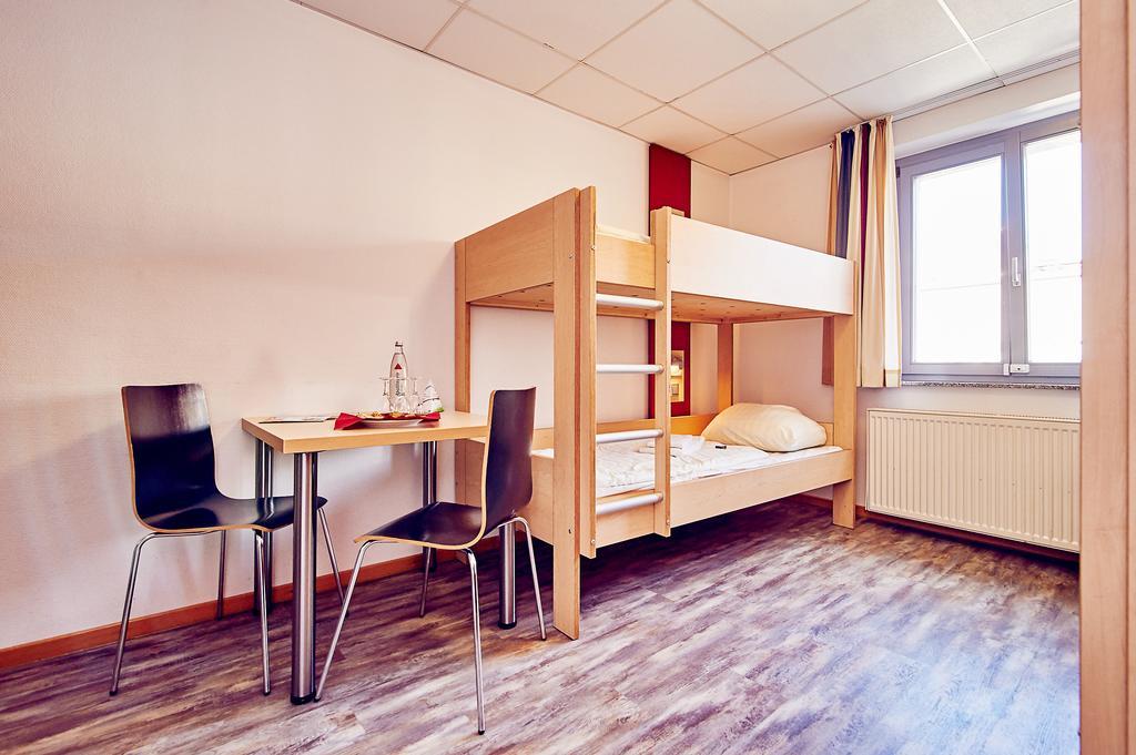 Dreibettzimmer