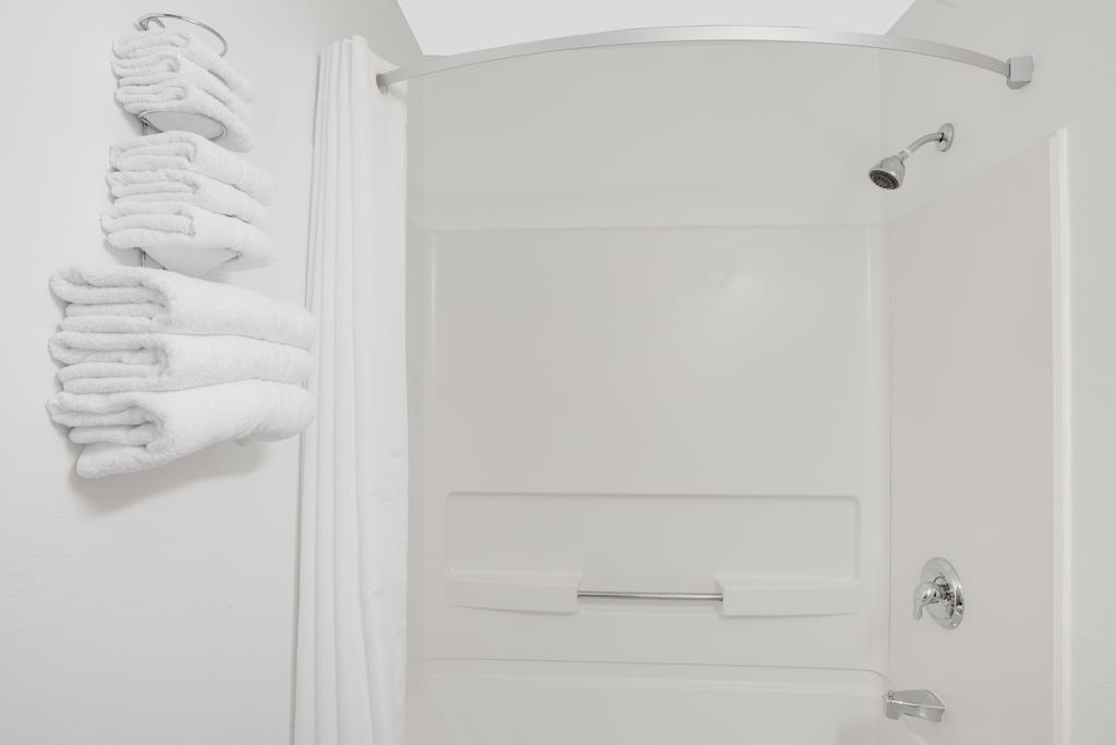 Room with Two Double Beds - Non-Smoking,323249569:JPEG