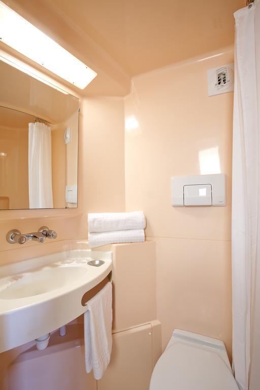 Triple Room,699134463:JPEG
