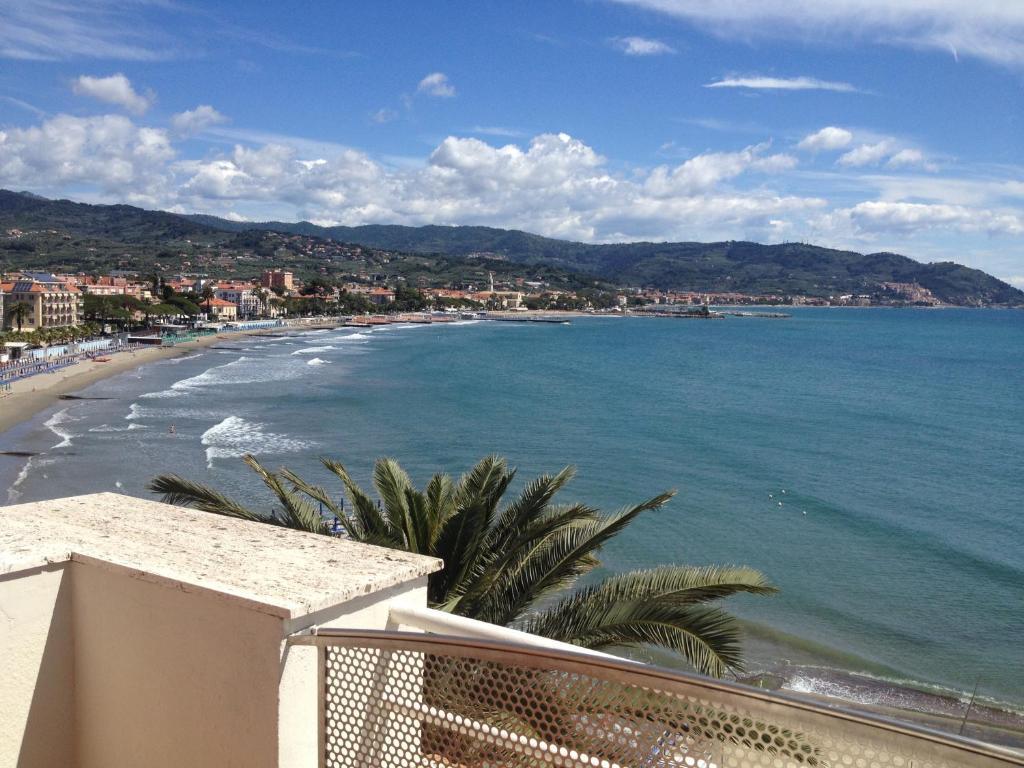 Standard Single Room with Sea View