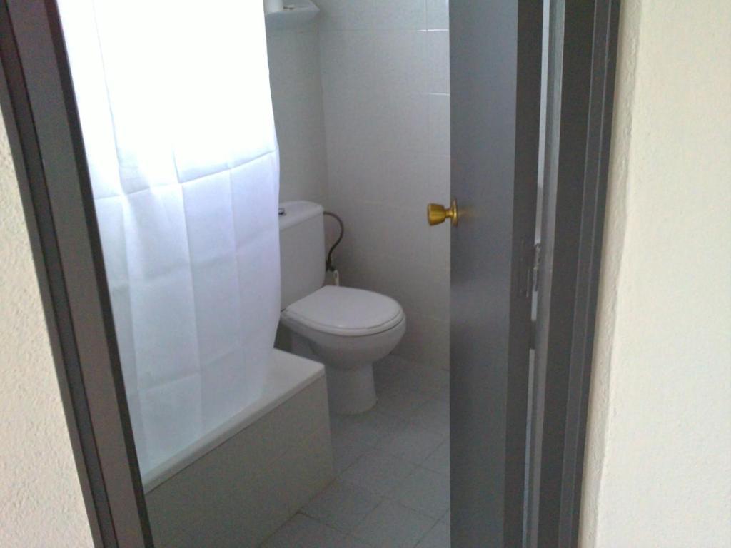 Small Studio,33740194:JPEG