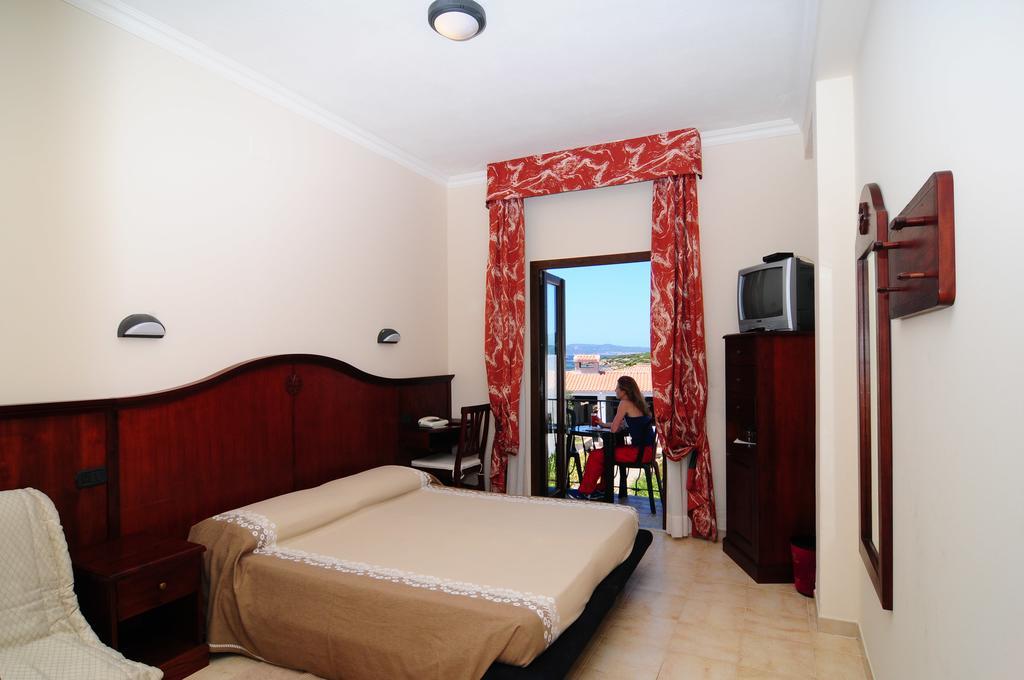 Standard Double or Twin Room Garden View,683336820:JPEG