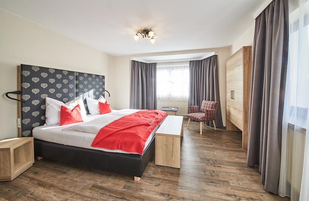 Double Room,342958669:JPEG