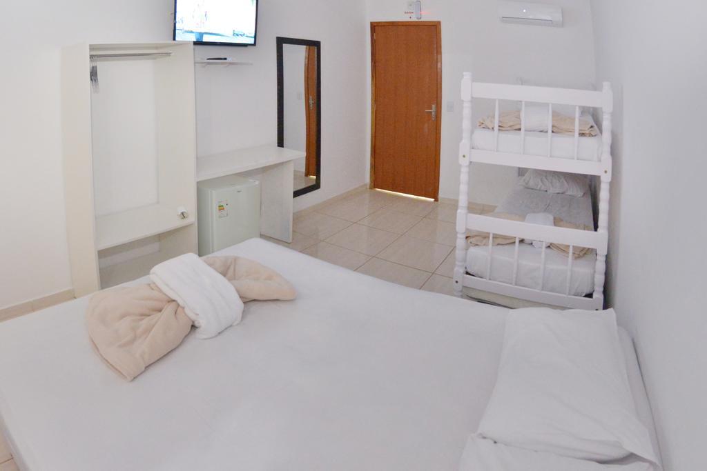Standard Family Room,992971828:JPEG