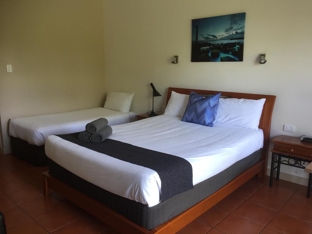 Triple Room,645418053:JPEG