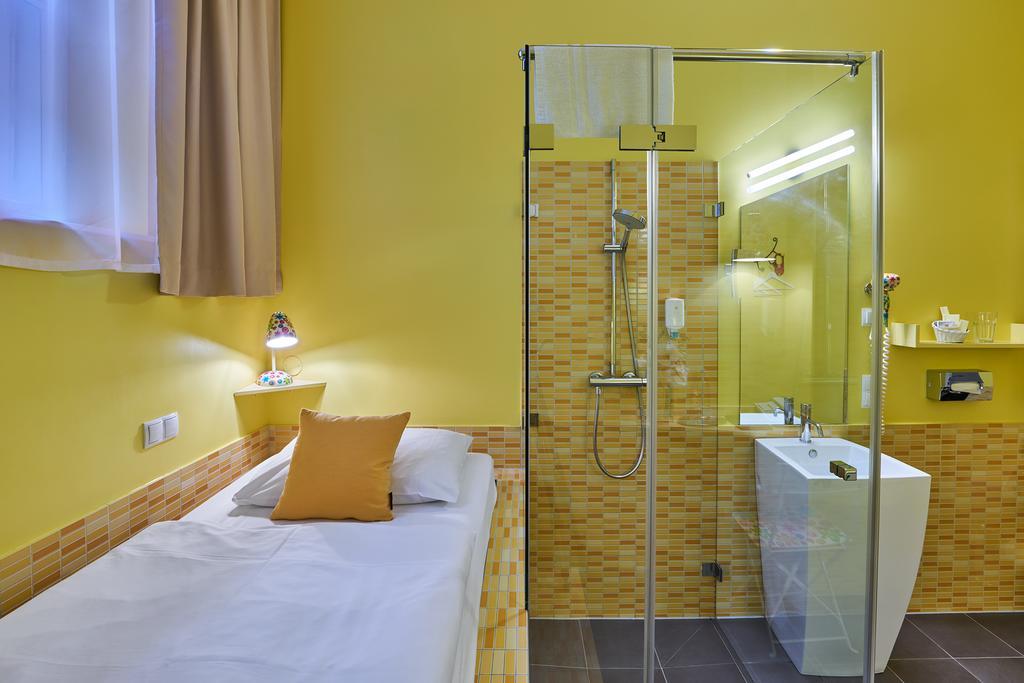 Basic Single Room