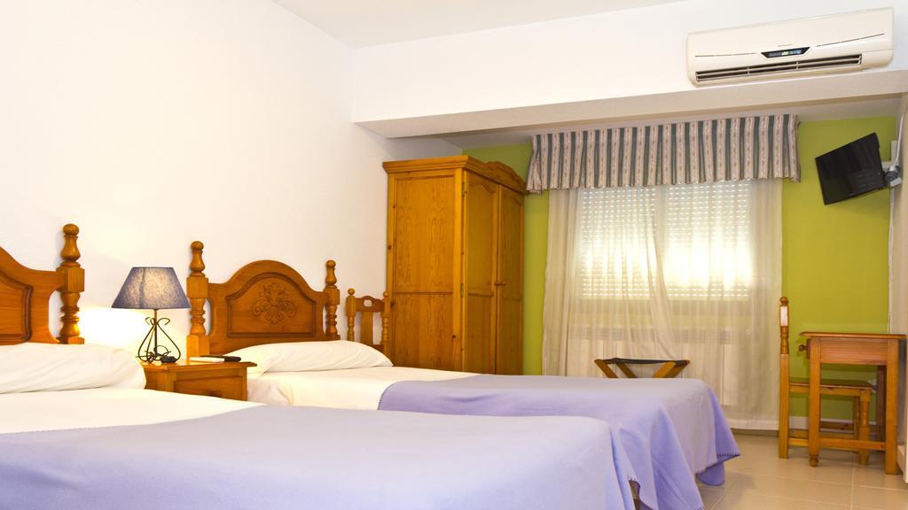 Standard Twin Room,400199148:JPEG