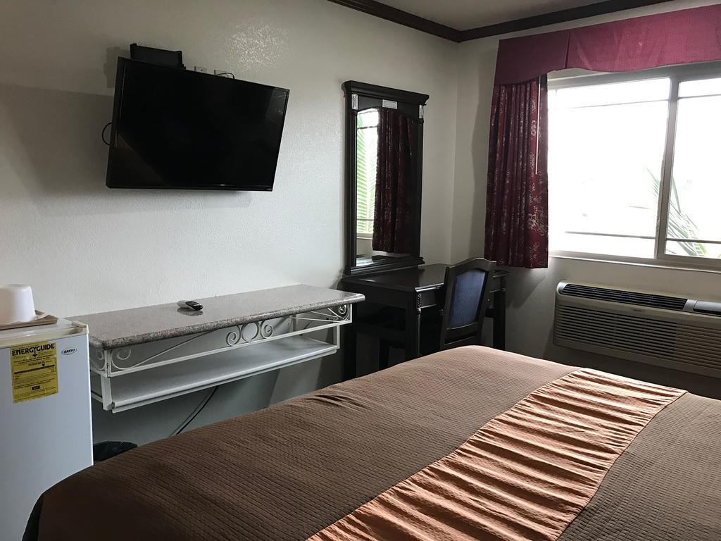 King Room-Non Smoking,398192454:JPEG