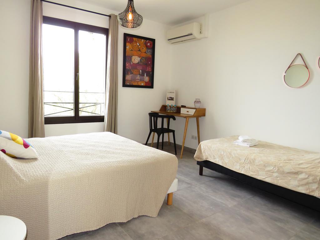Superior Triple Room Street View Sea View