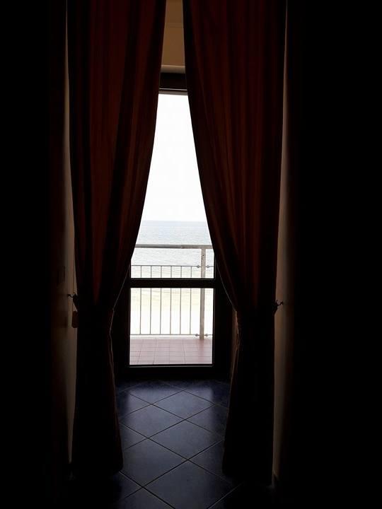 Camera Tripla con Vista Mare e Balcone.