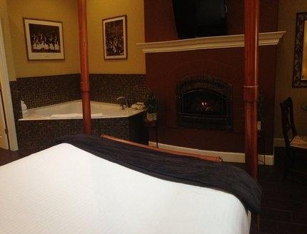 Queen Room