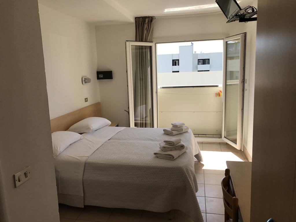 Double Room,1544201506:JPEG