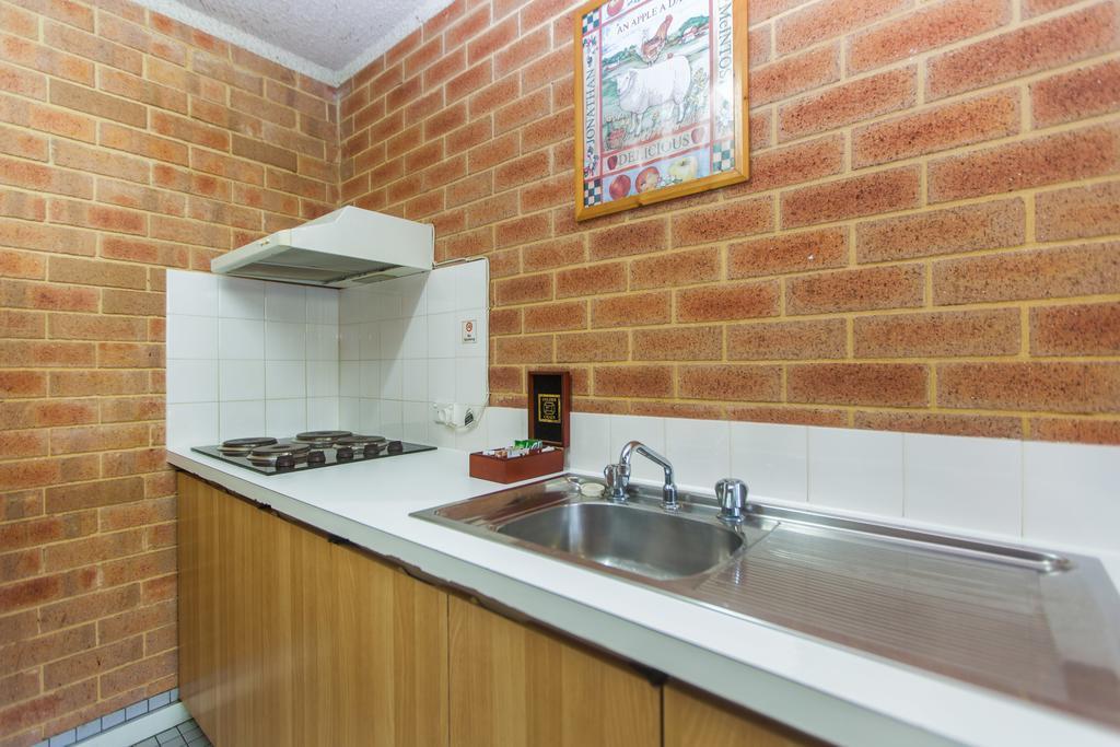 Beperkte Aanbieding - Standaard Tweepersoonskamer met 1 of 2 Bedden en Balkon - Inclusief Halfpension