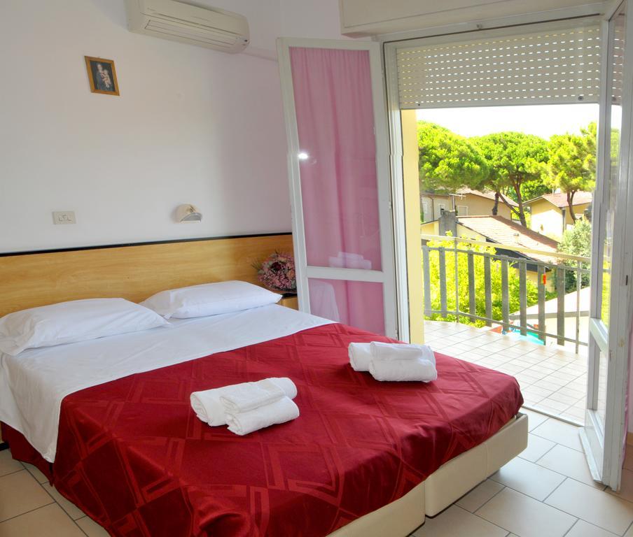 Double or Twin Room Balcony,425122500:JPEG