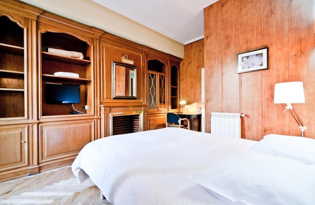 Double Room,42920719:JPEG