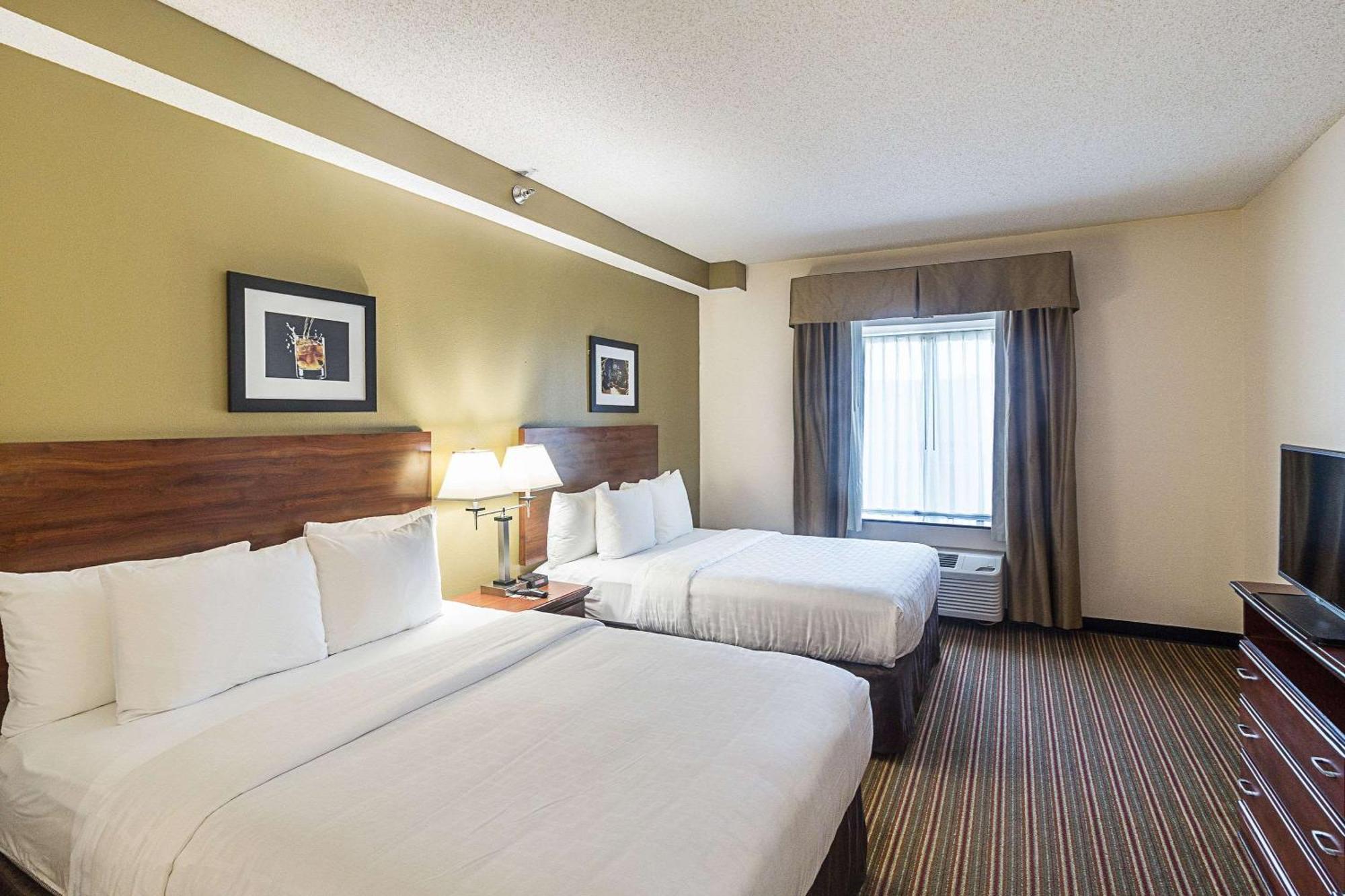 Queen Room with Two Queen Beds - Accessible/Non-Smoking