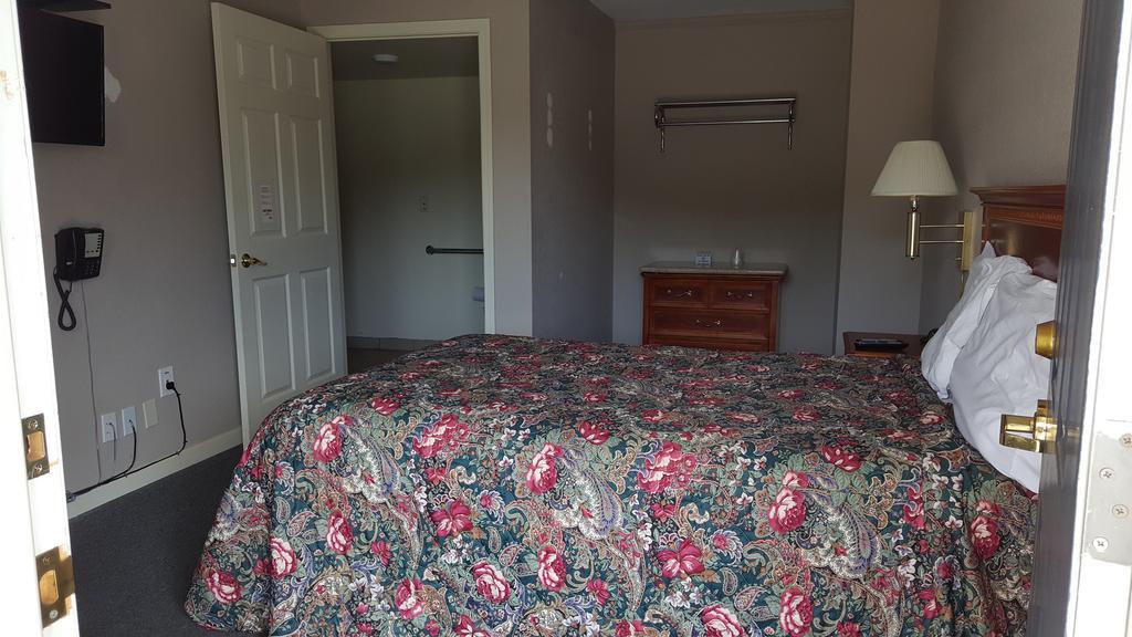 Single Room - Disability Access