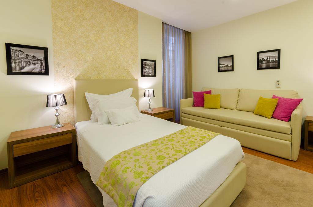 Quarto Triplo Superior