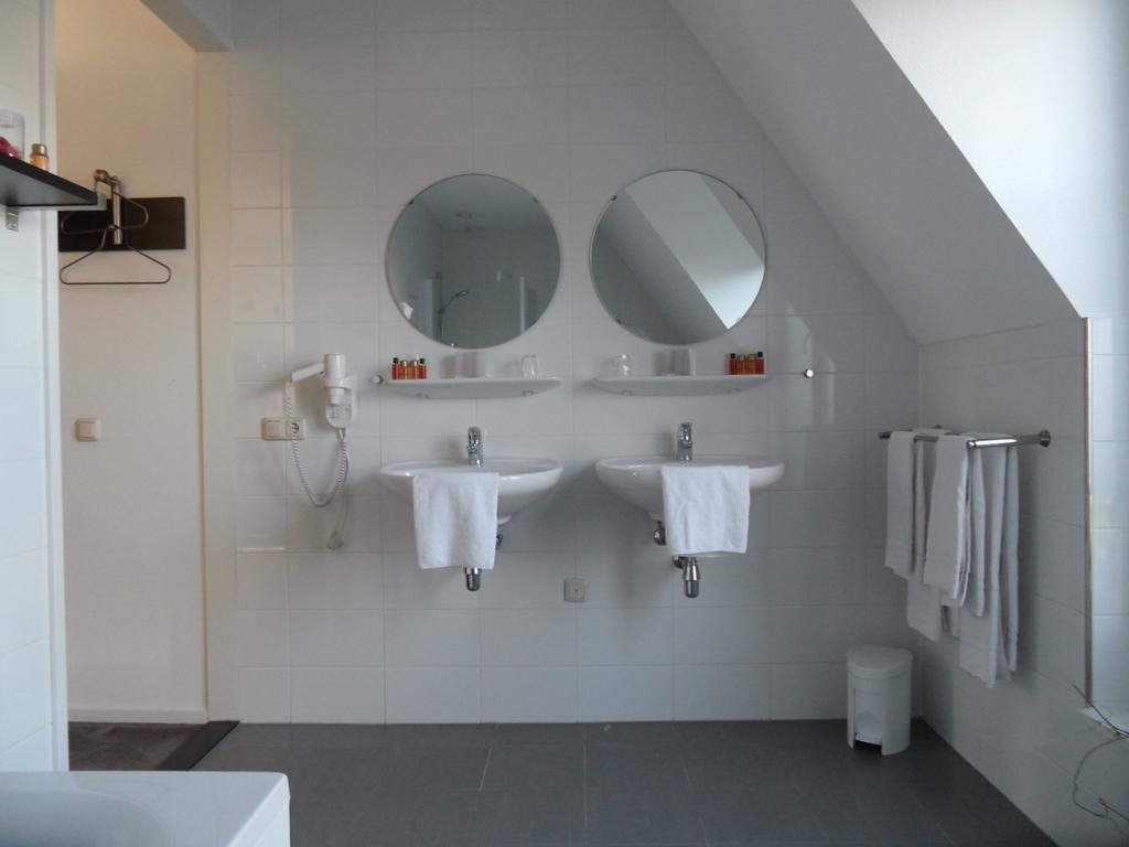Large Suite