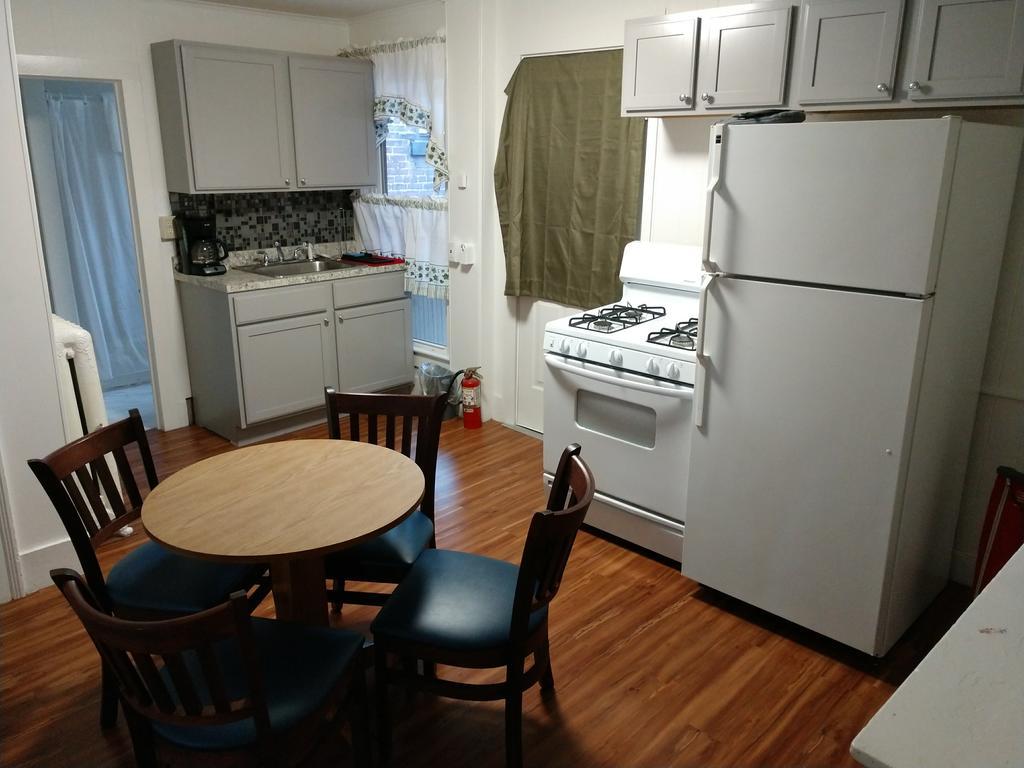 Two-Bedroom Apartment,464283174:JPEG