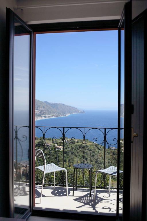 Double or Twin Room Balcony Sea View